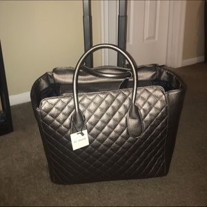 KC JAGGER ROLLING BAG